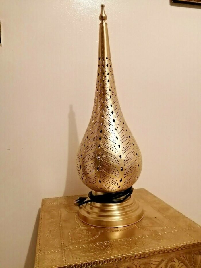 Moroccan table lamp brass light, bronze bedside lamp, Moroccan night light, Handmade bedside lamp, boho lamp light decor, brass shade lamp