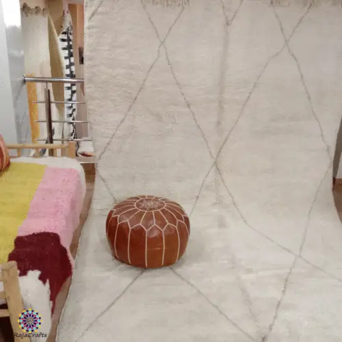 Costum Handwoven White Berber Rug: Custom Moroccan Wool Carpet